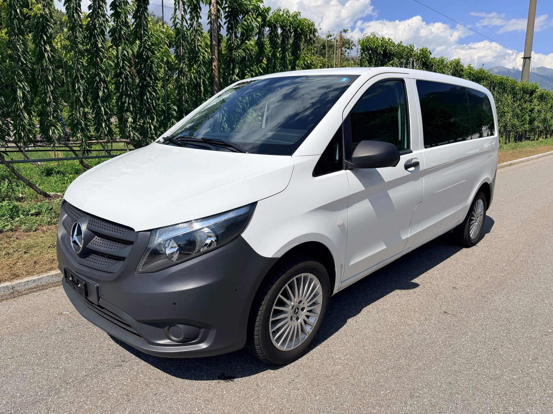 MERCEDES-BENZ Vito 114 BlueTec Tourer Base 4Matic 7G-Tronic-showroom-element-1