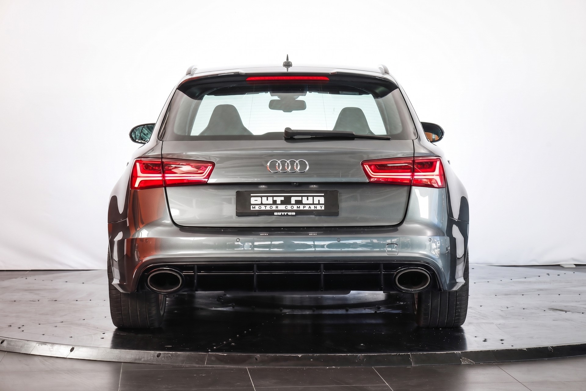 AUDI RS6 Avant 4.0 TFSI V8 quattro Tiptronic-showroom-element-2