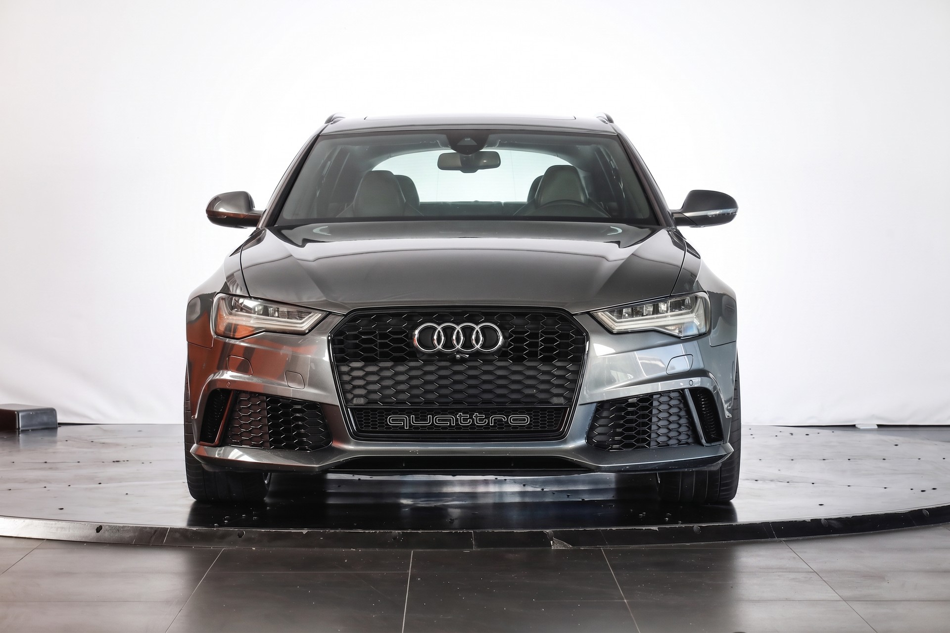AUDI RS6 Avant 4.0 TFSI V8 quattro Tiptronic-showroom-element-1