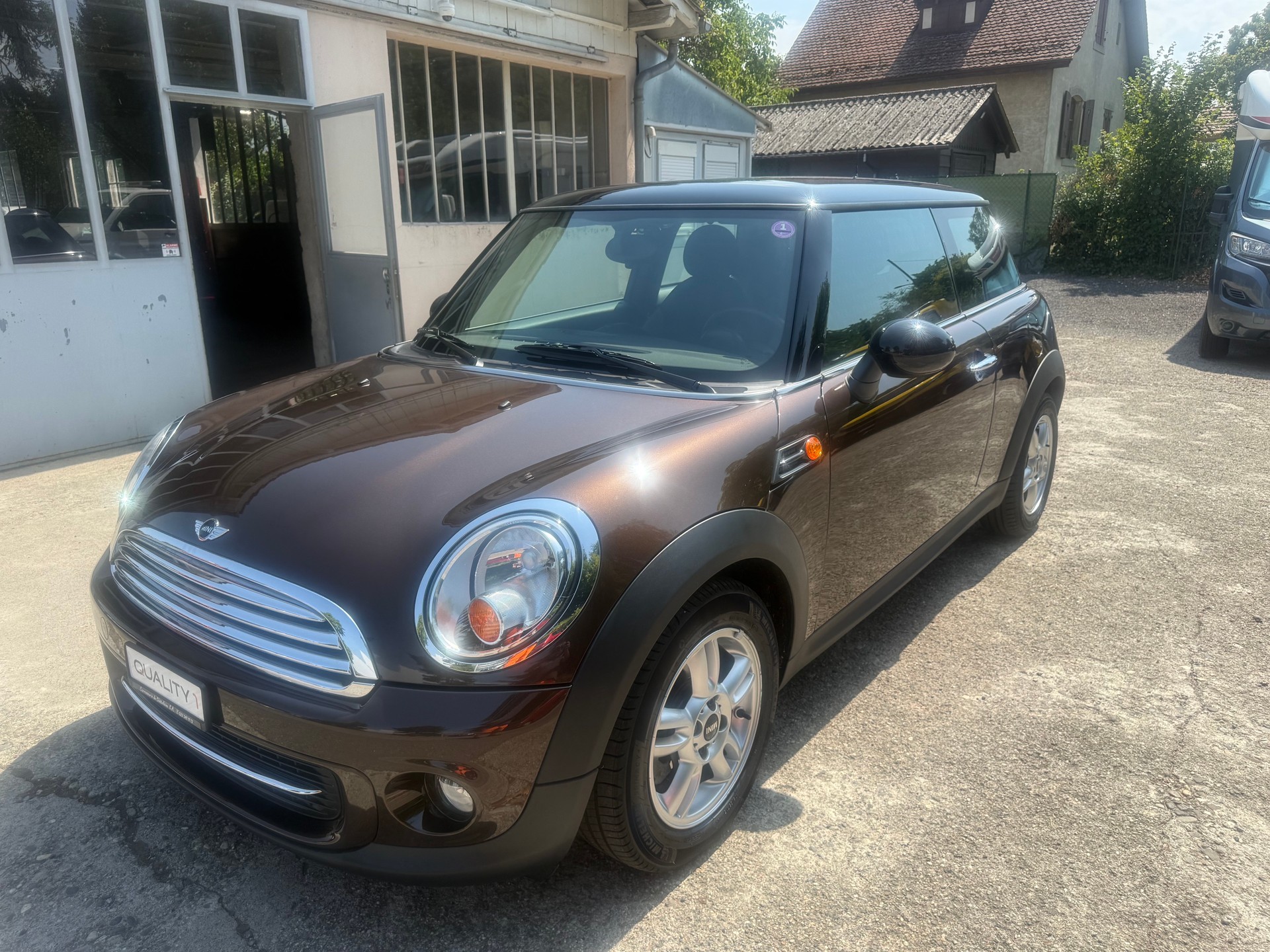 MINI Cooper 1.6 !!! 9980 km !!! ( Comme neuve-1er main-Etat exceptionnel-Visite du jour-Garantie-Service à jour )-image-1
