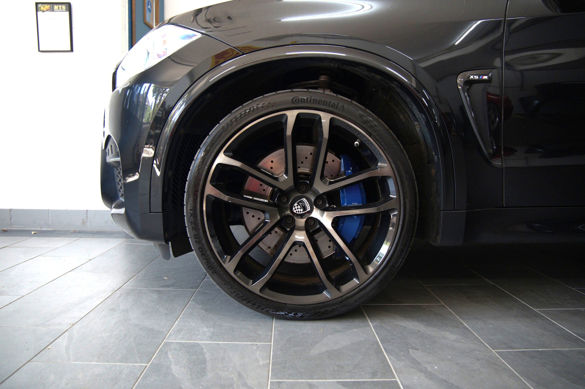 BMW X5M Steptronic-image-7