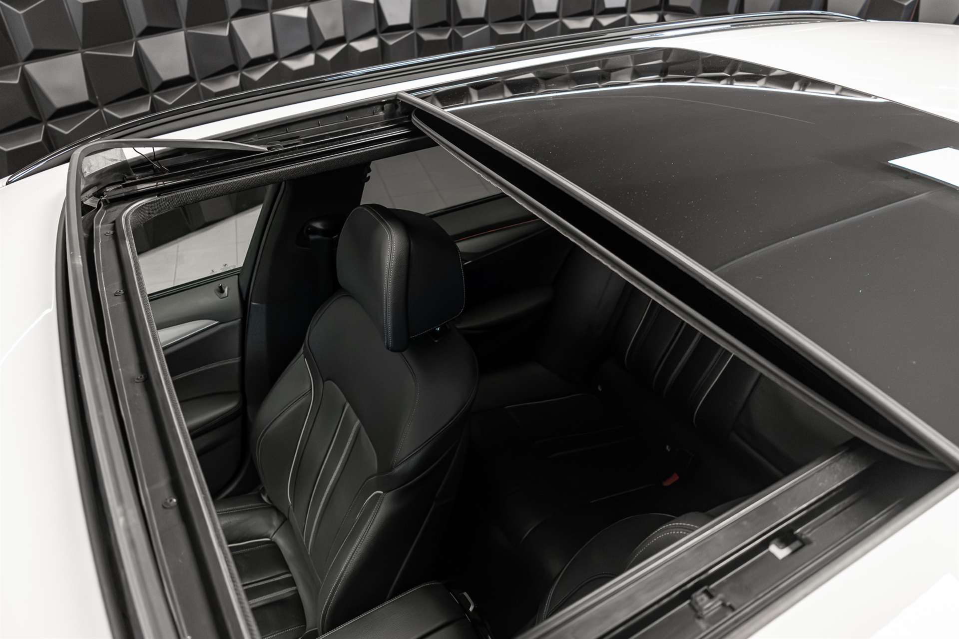 BMW 530i xDrive Touring Steptronic M-Paket-image-5