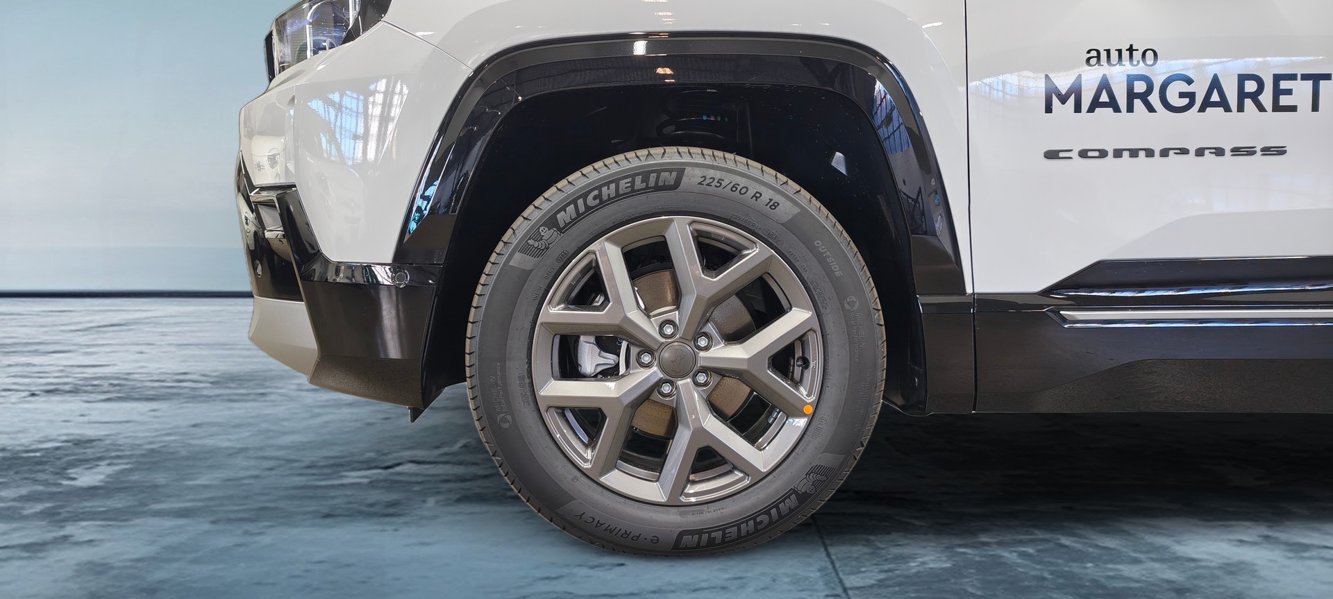 JEEP Compass 1.2 T e-Hybrid First Edition-showroom-element-1