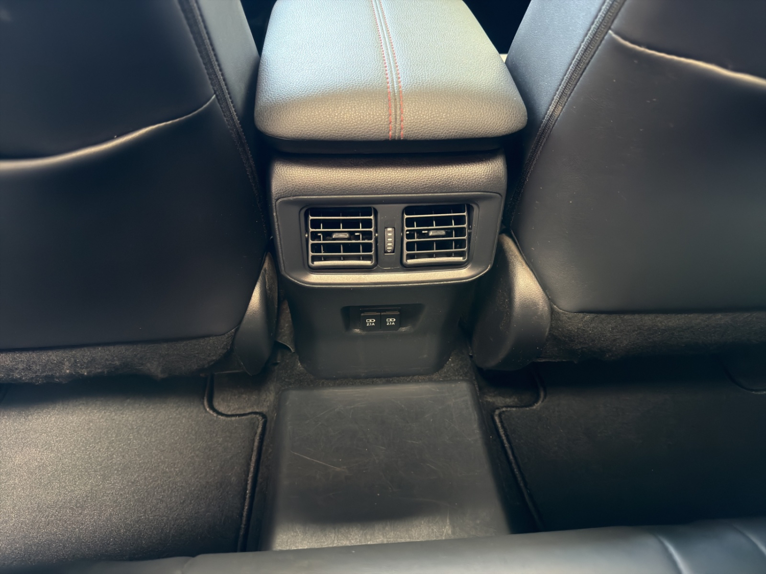 TOYOTA RAV4 2.5 Plug-In-Hybrid Premium-image-21