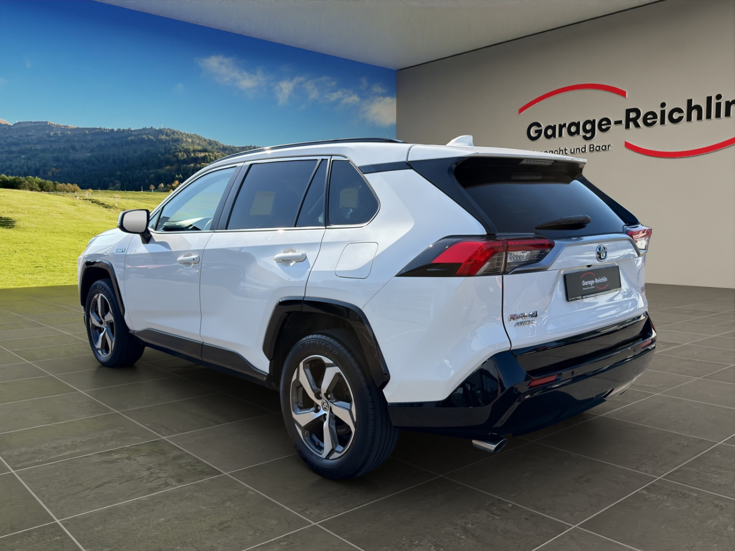 TOYOTA RAV4 2.5 Plug-In-Hybrid Premium-showroom-element-2