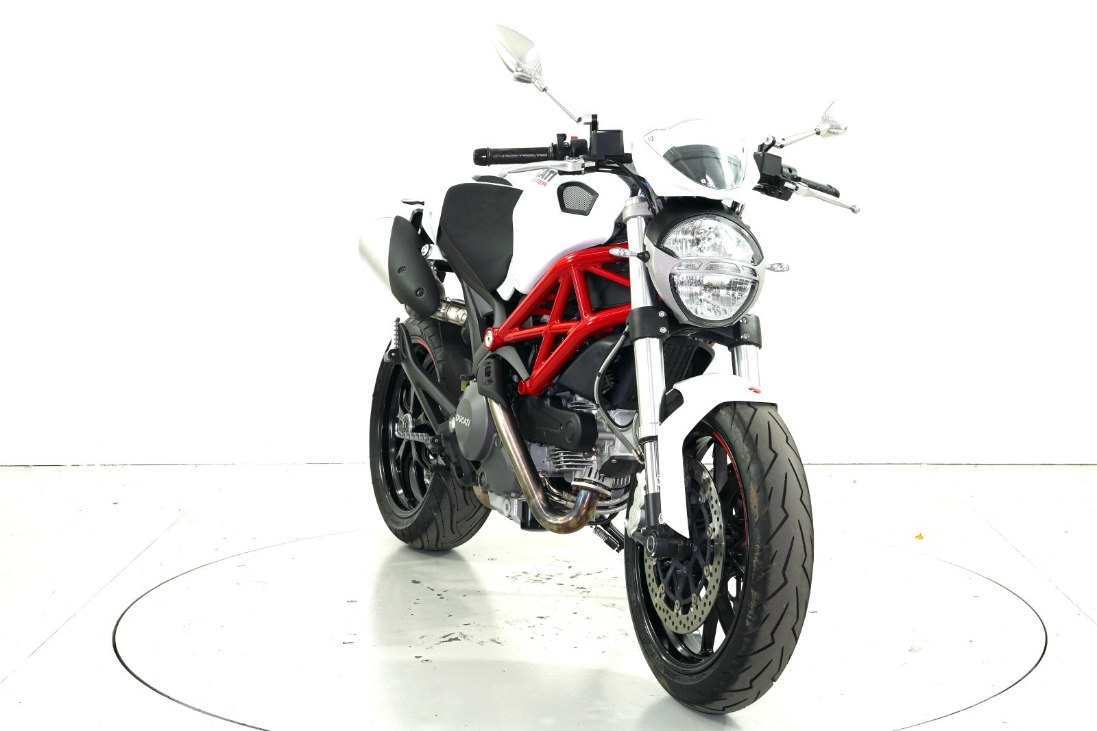 DUCATI 796 Monster ABS-image-1