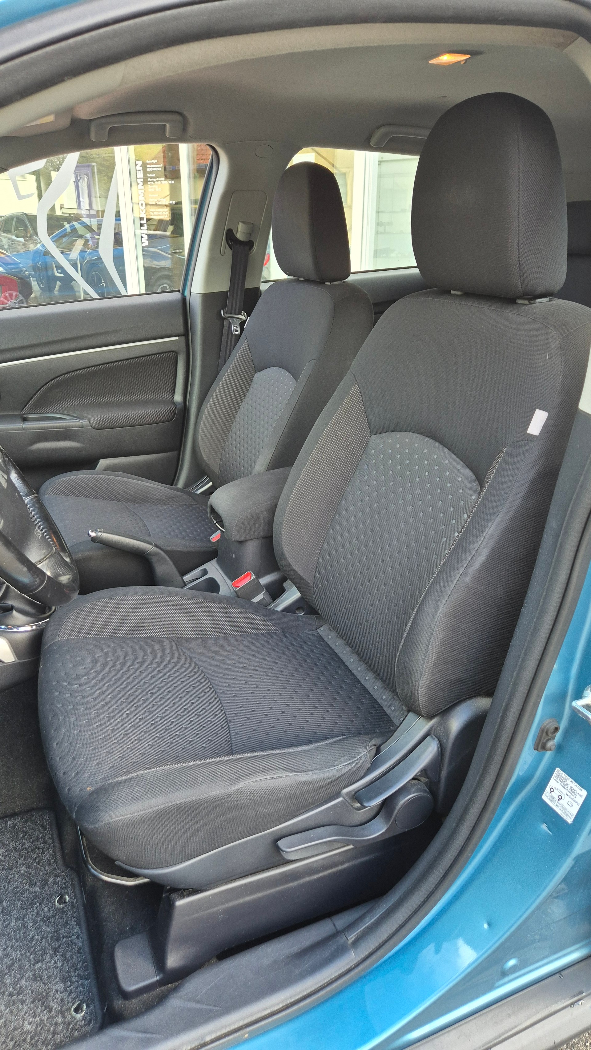 MITSUBISHI ASX 1.6 Invite 2WD-image-6