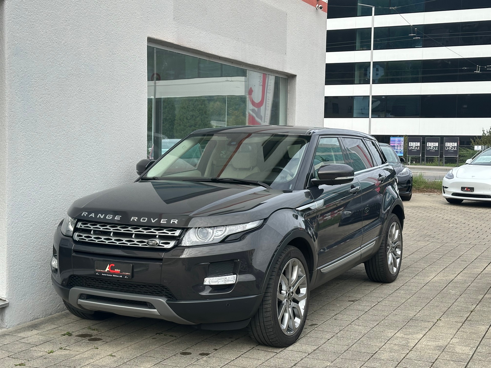 LAND ROVER Range Rover Evoque 2.2 SD4 Prestige AT6
