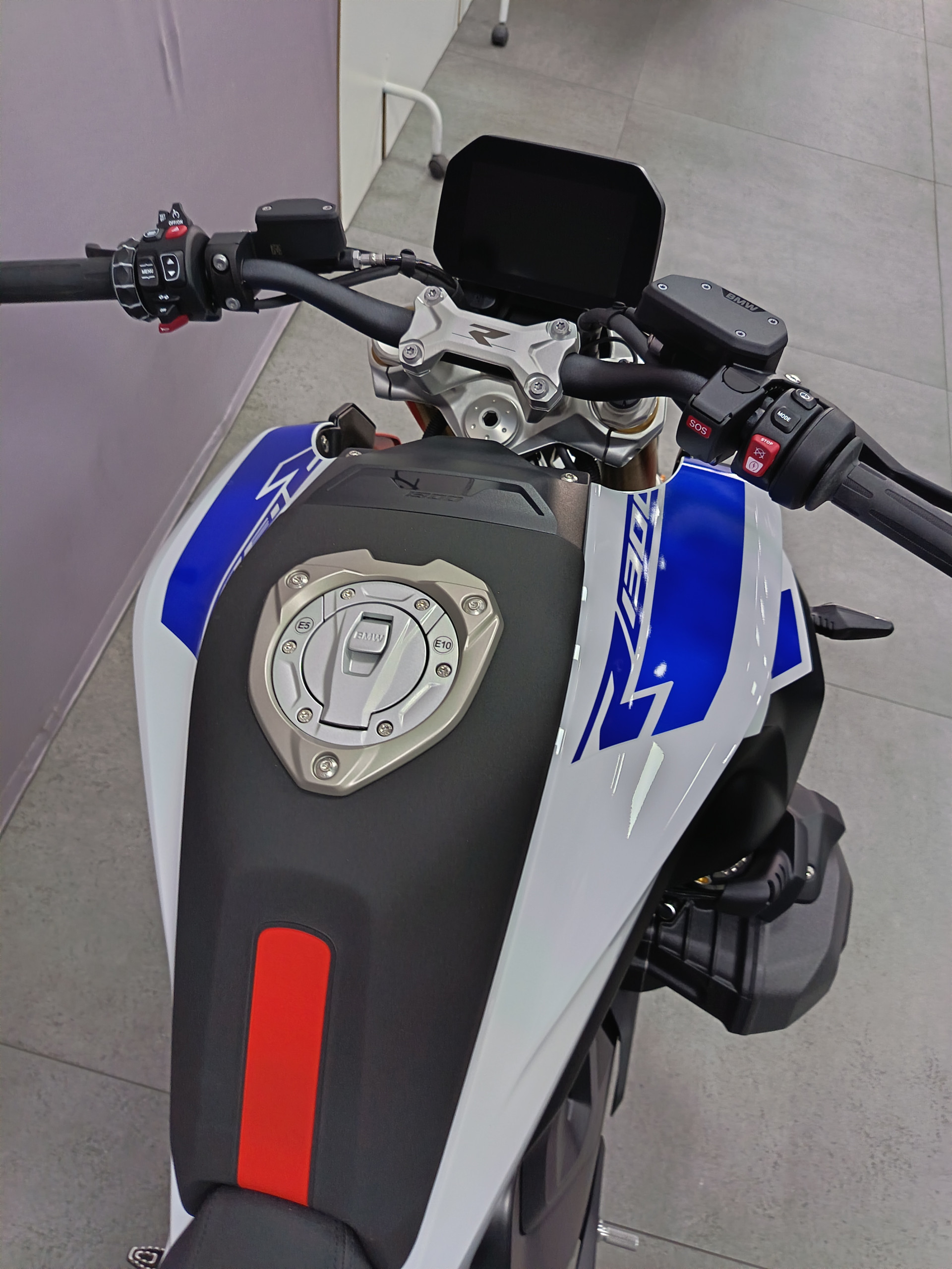 BMW R 1300 R Performance-image-4