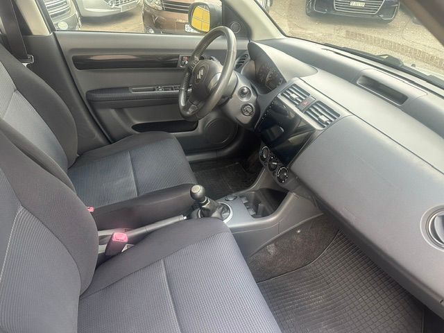 SUZUKI Swift 1.3i 16V GL Top Piz Sulai LE 4x4-image-8
