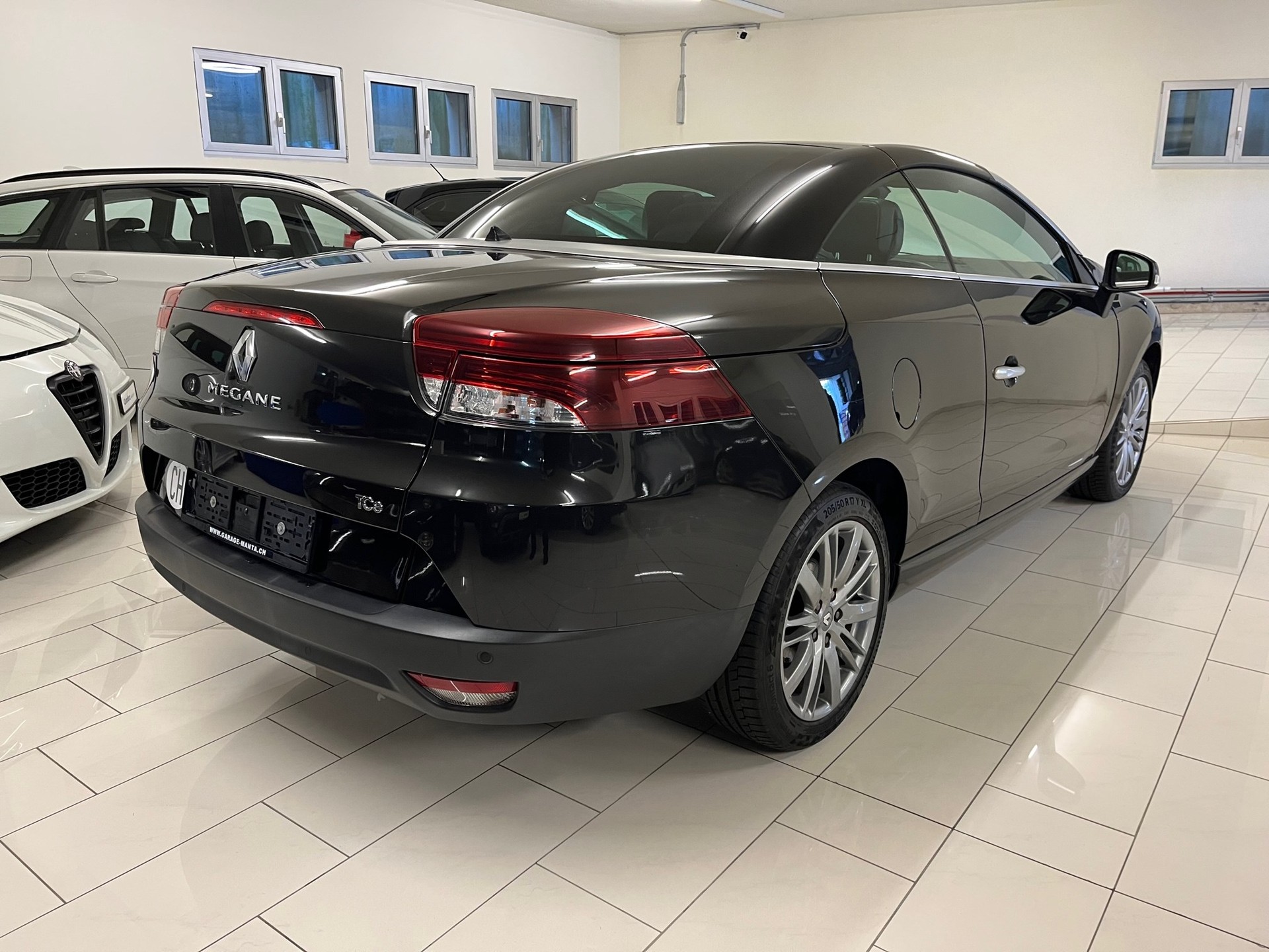 RENAULT Mégane CC 1.4 16V Turbo Dynamique-image-6