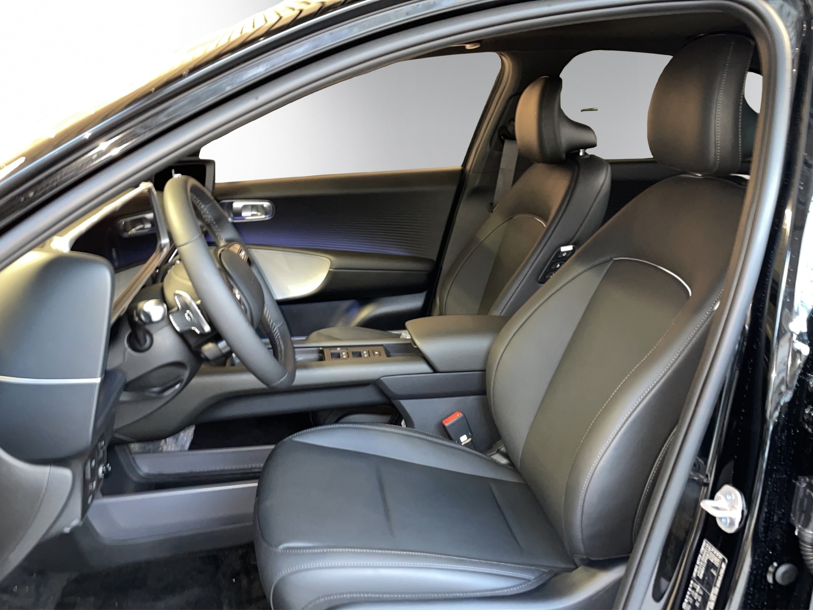 HYUNDAI Ioniq 6 77kWh Launch Edition 4WD-showroom-element-3