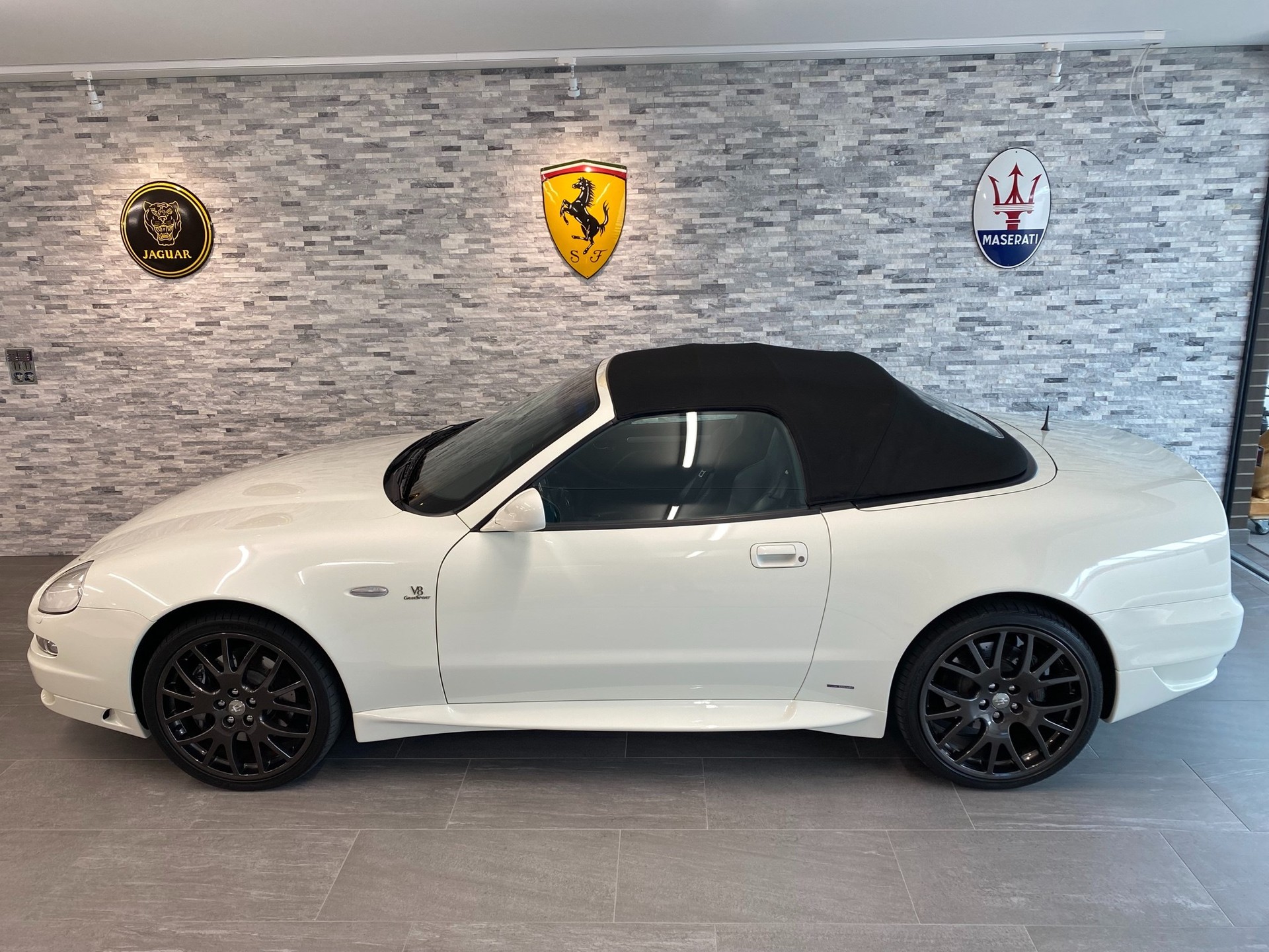 MASERATI Spyder GranSport-image-1