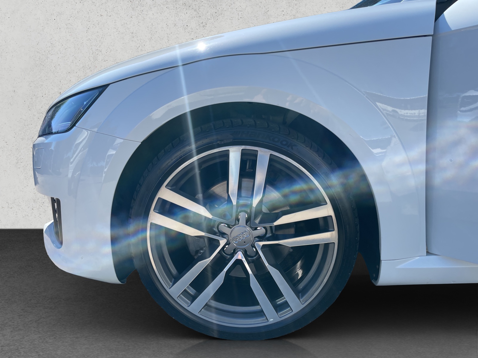 AUDI TT Roadster 2.0 TFSI quattro S-Tronic-image-13