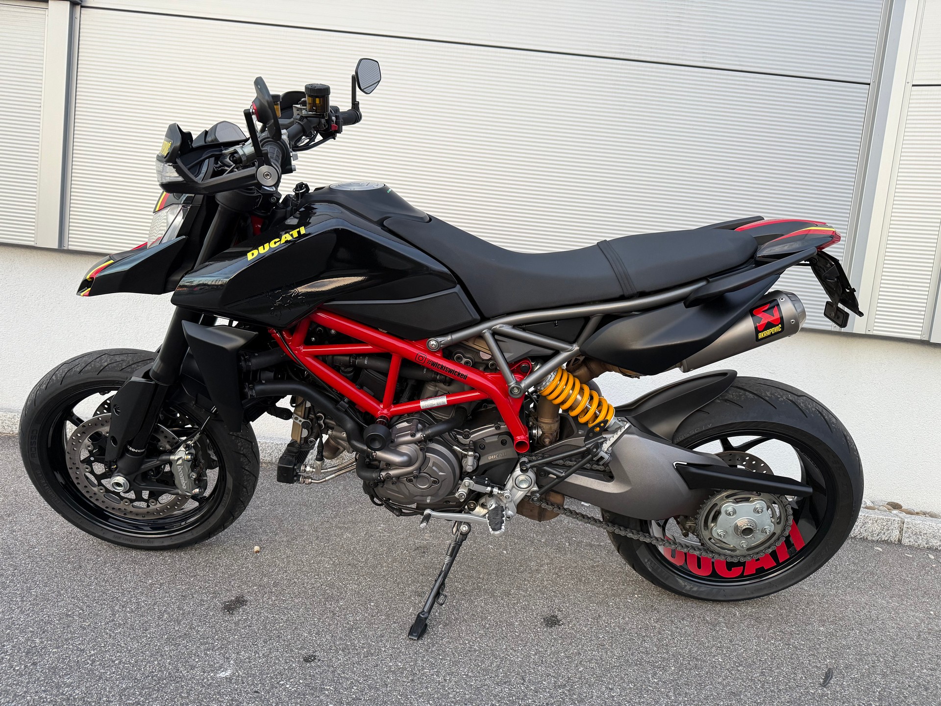 DUCATI Hypermotard 950-image-4