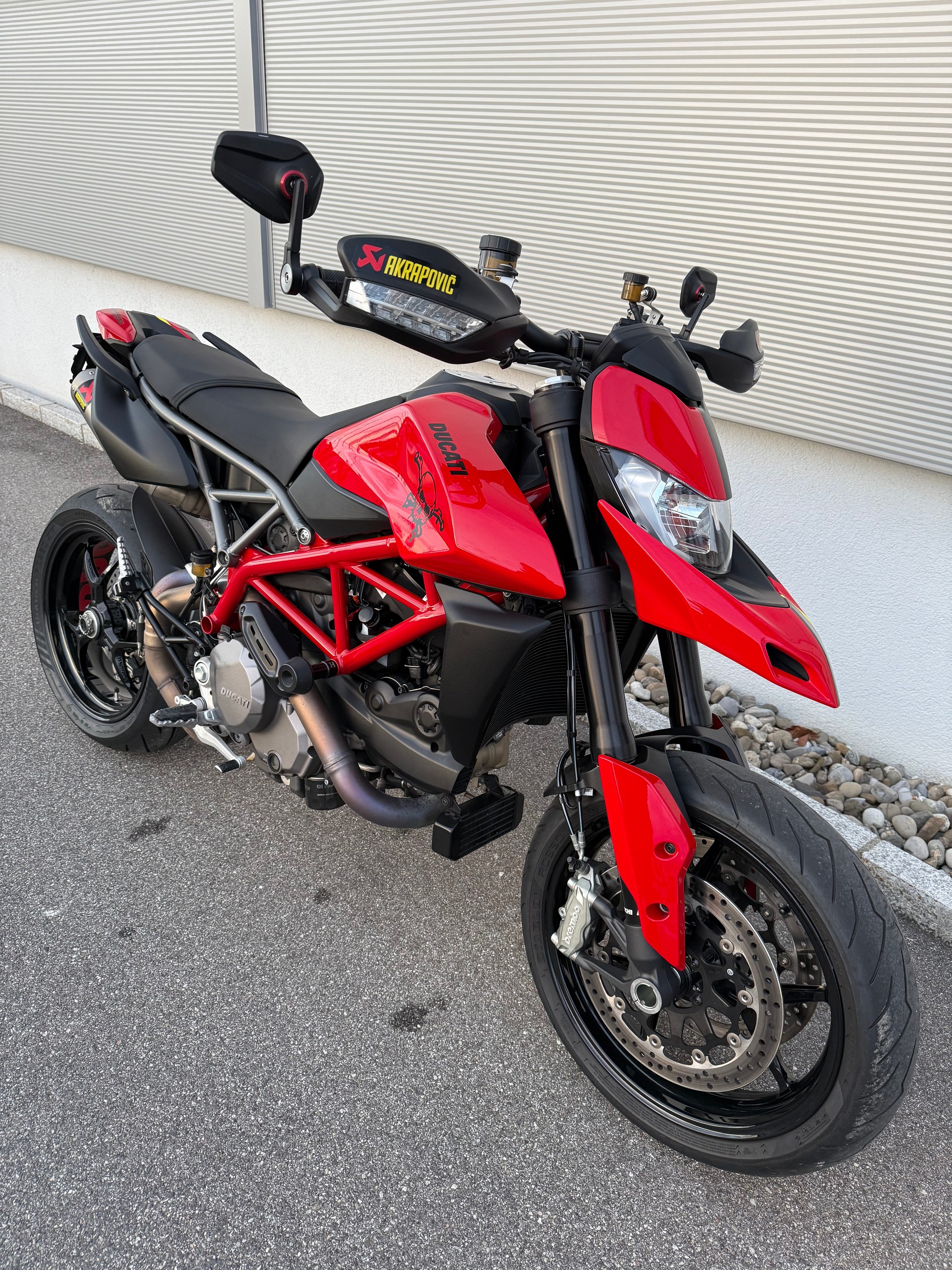 DUCATI Hypermotard 950-image-1