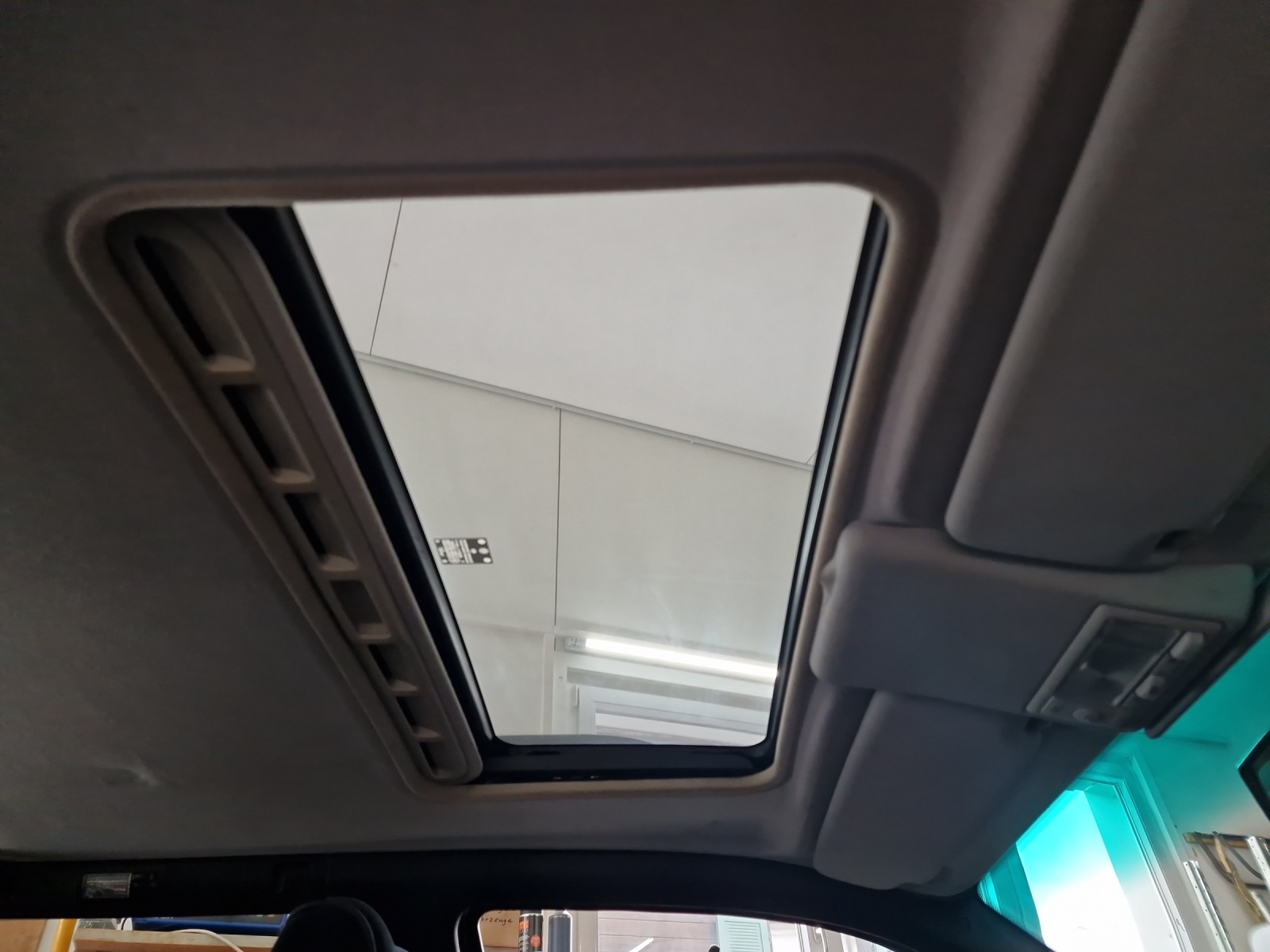 VW Passat Variant 2900 VR6 syncro Exclusiv-image-14