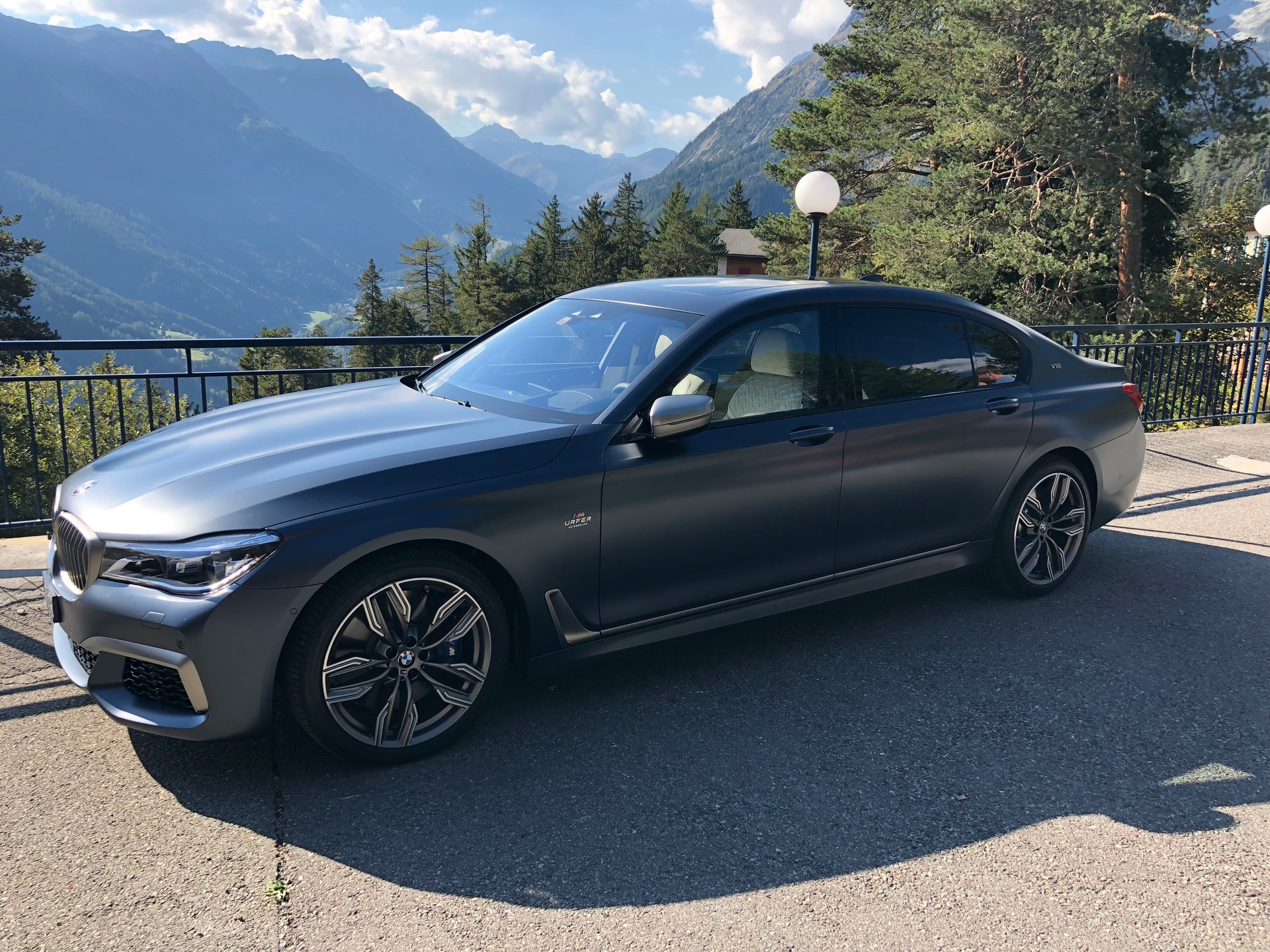 BMW M760Li xDrive Steptronic