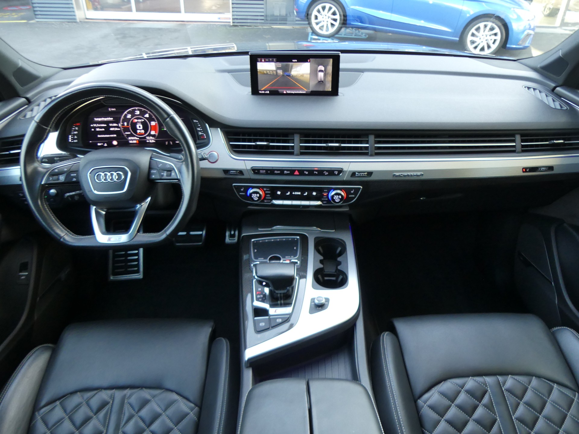 AUDI SQ7 4.0 TDI quattro tiptronic-image-13