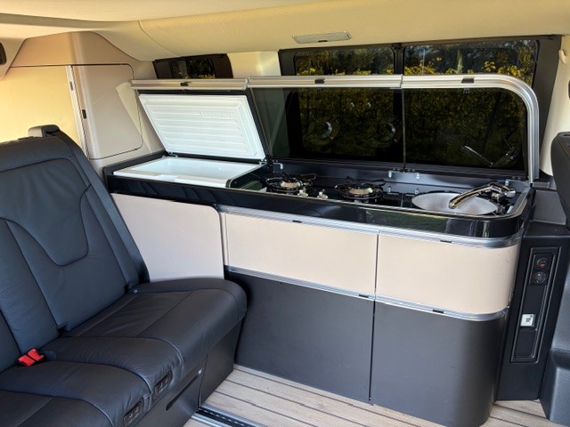 MERCEDES-BENZ Marco Polo 250 d 4M Automat-image-3