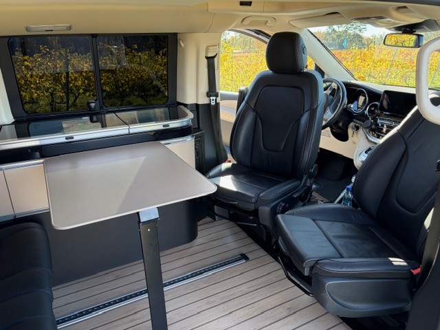 MERCEDES-BENZ Marco Polo 250 d 4M Automat-image-17