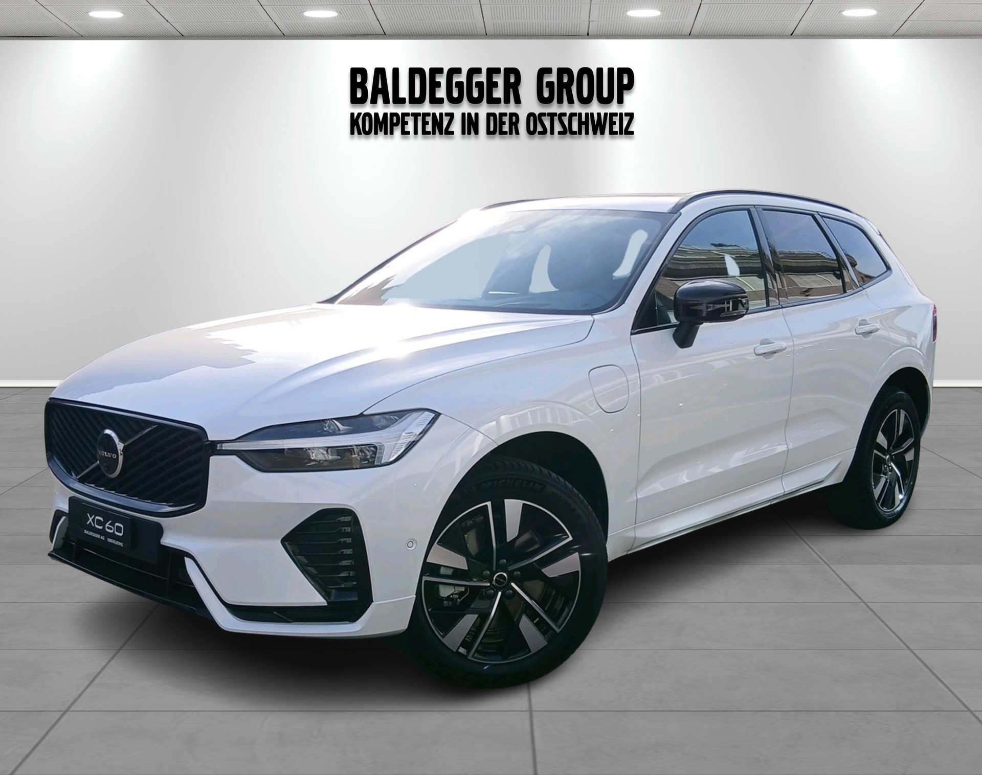 VOLVO XC60 2.0 T6 TE Plus Dark eAWD