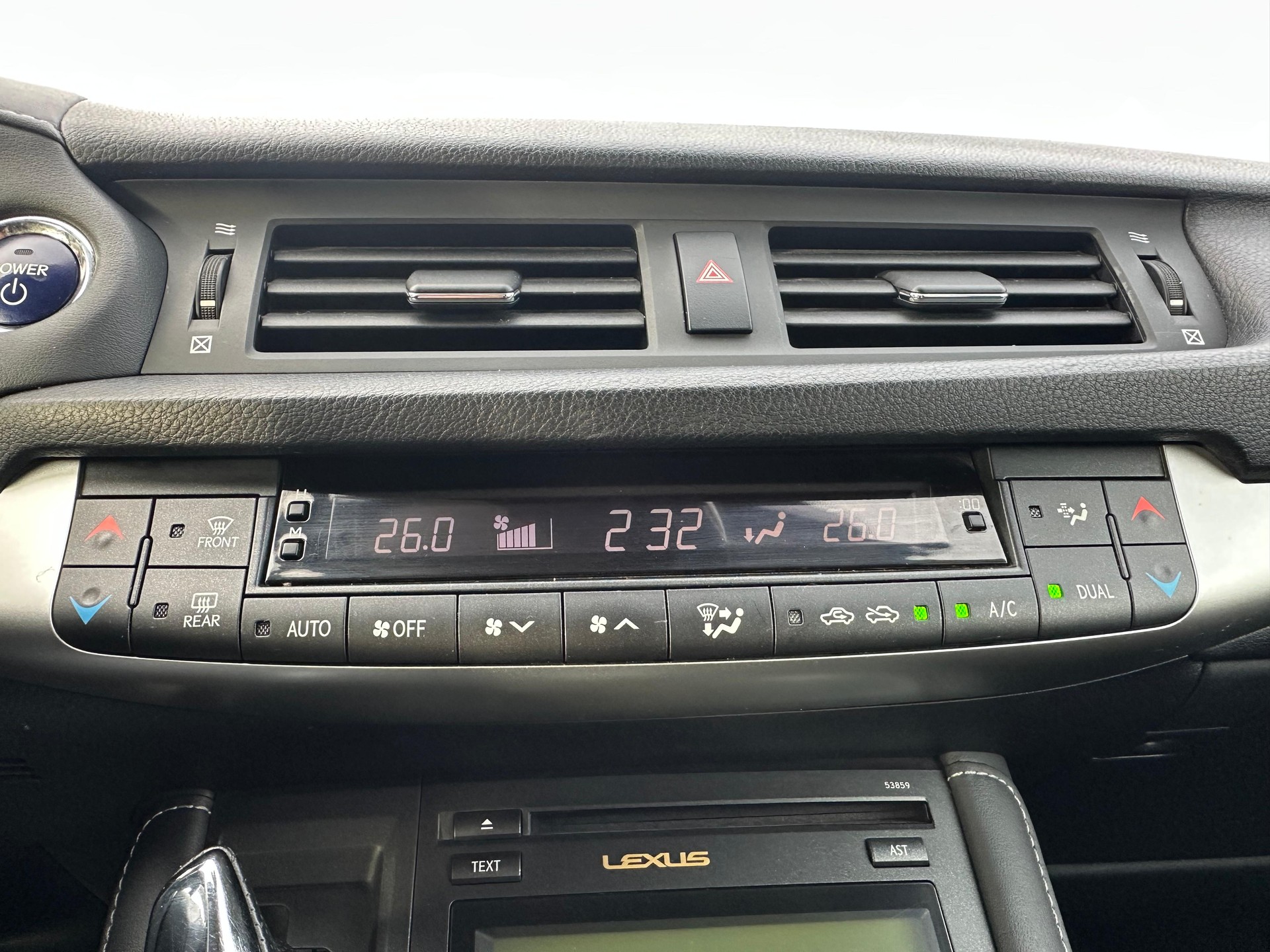 LEXUS CT 200h 1.8 comfort CVT-image-12