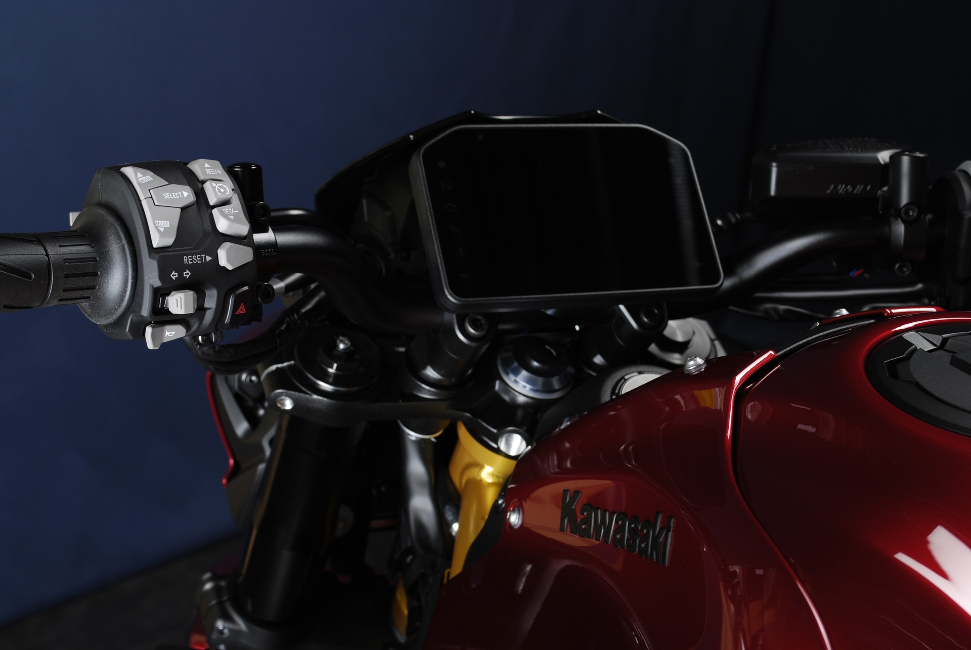 KAWASAKI Z 900 (70kW) MY26 - Sonderumbau-image-14