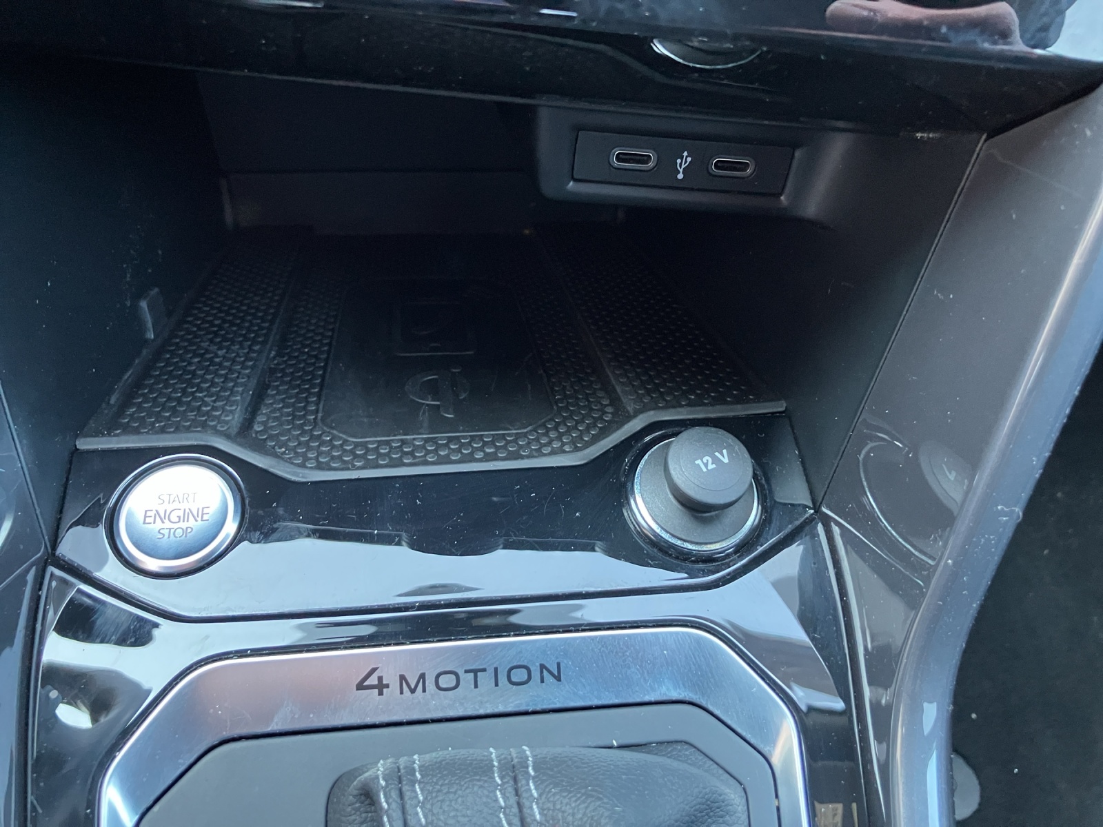 VW T-Roc 2.0 TSI Sport DSG 4Motion-image-12