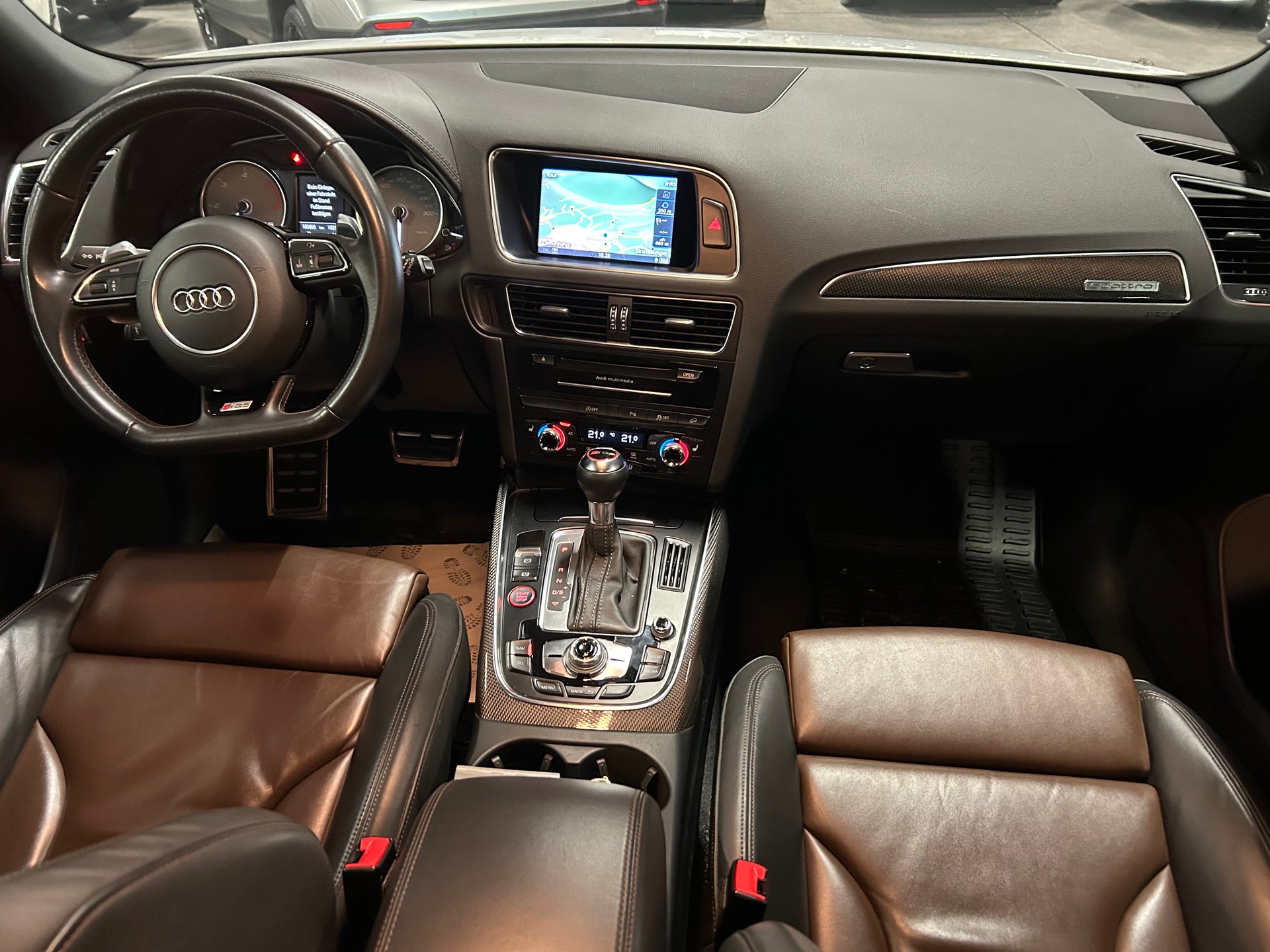AUDI SQ5 3.0 TDI quattro tiptronic-image-14