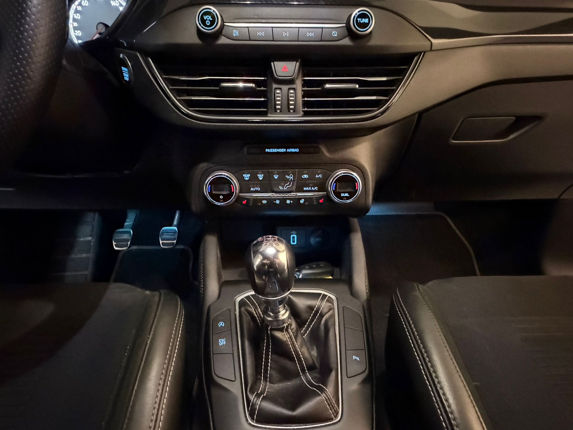 FORD Focus ST 2.3 EcoBoost Mountune ***CH-Fahrzeug***-image-9