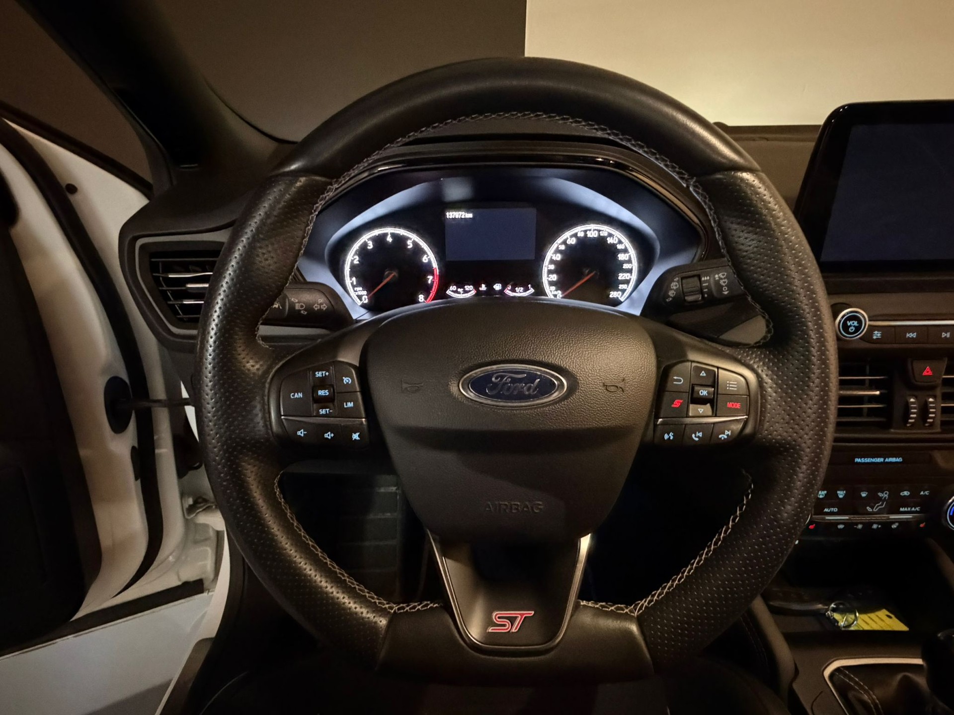 FORD Focus ST 2.3 EcoBoost Mountune ***CH-Fahrzeug***-image-6
