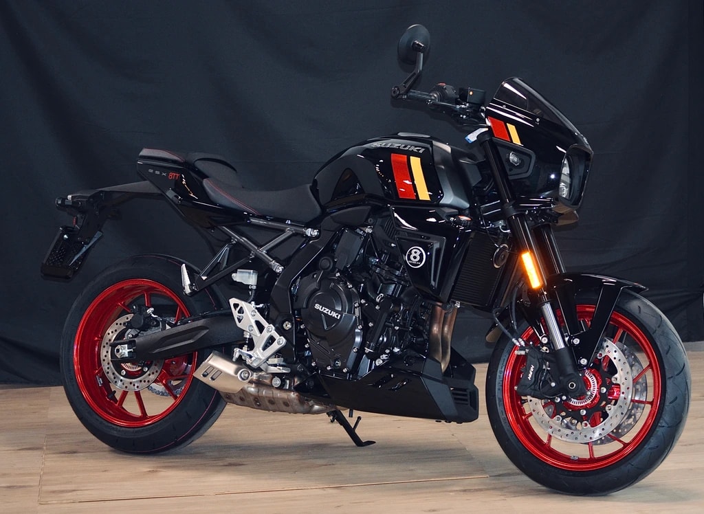 SUZUKI GSX-8TT MY26-image-12