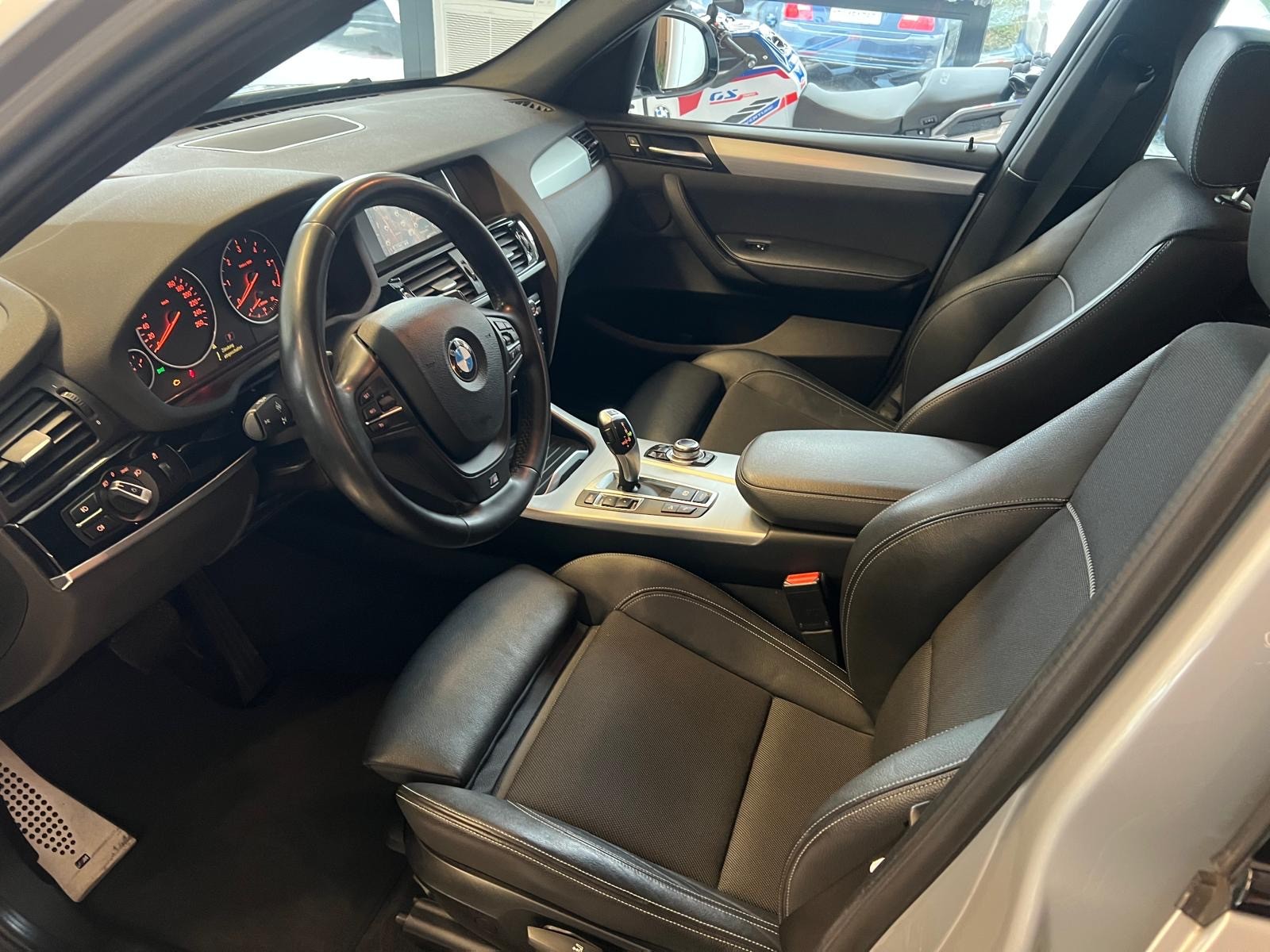 BMW X3 20d xDrive-image-3