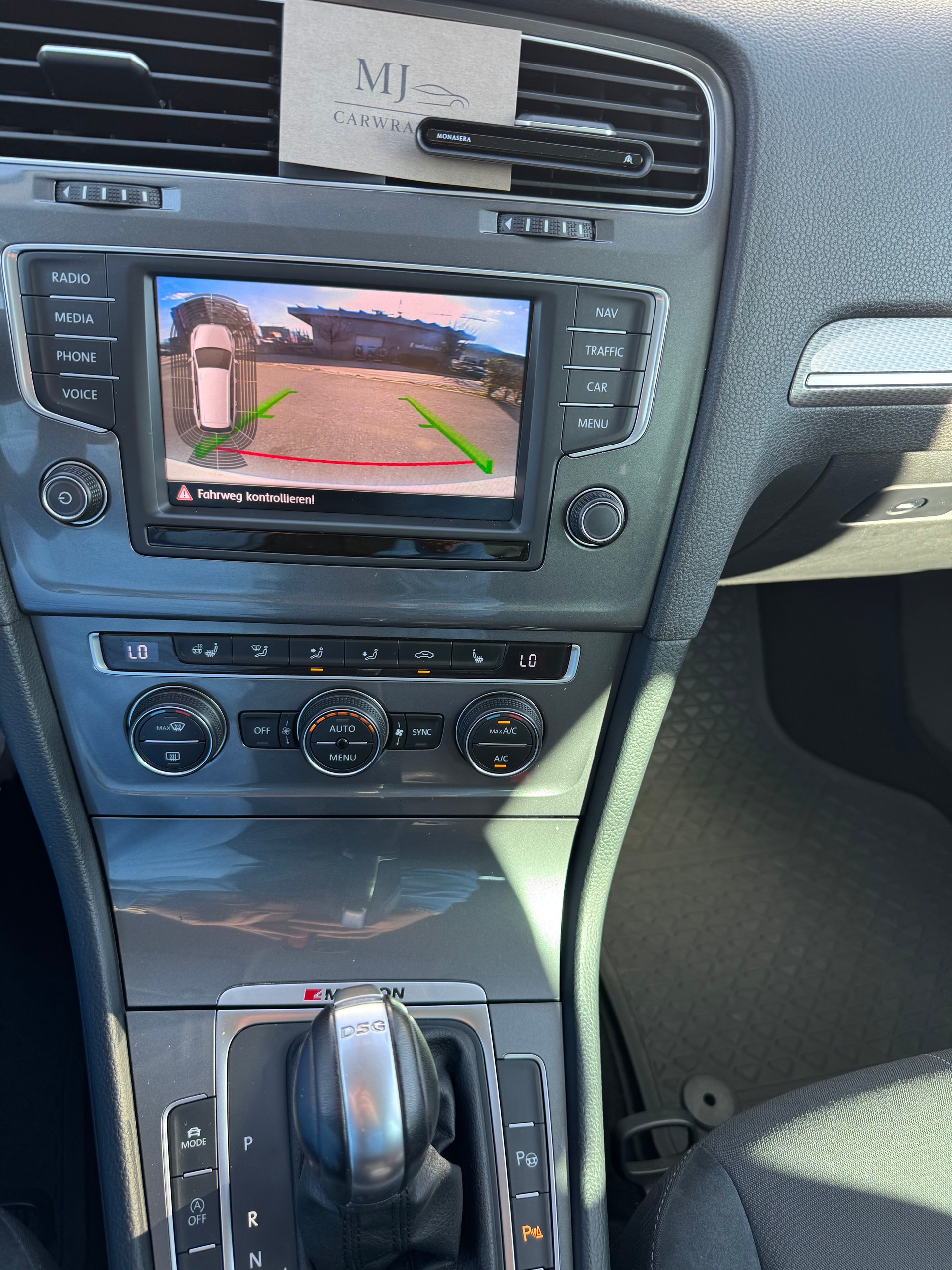VW Golf 1.8 TSI Alltrack 4Motion-image-11