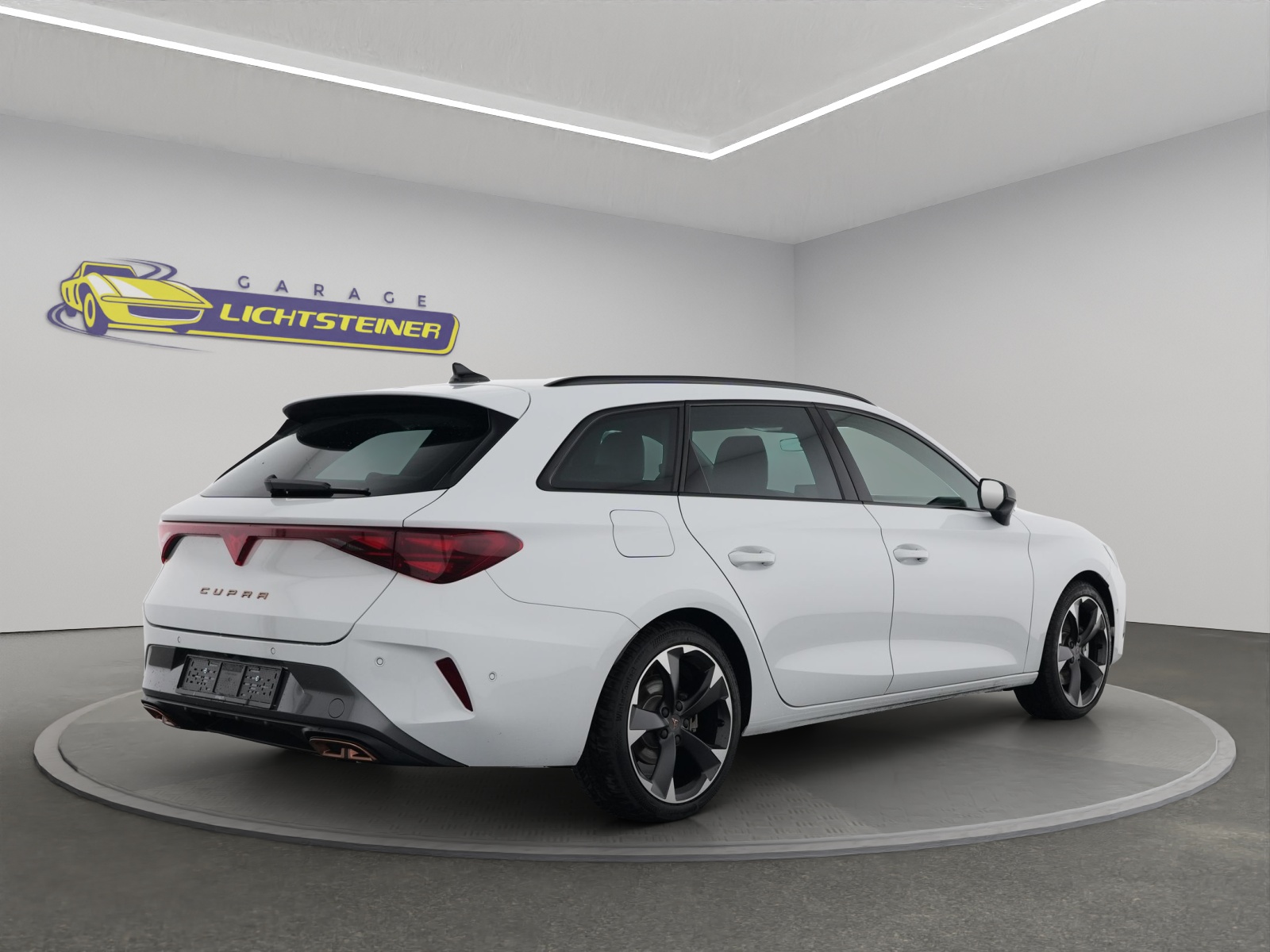 CUPRA LEON ST 1.5 e-HYBRID pHEV Business Edition DSG-image-5