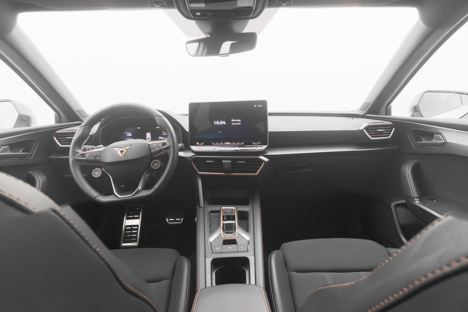 CUPRA LEON ST 1.5 e-HYBRID pHEV Business Edition DSG-image-10