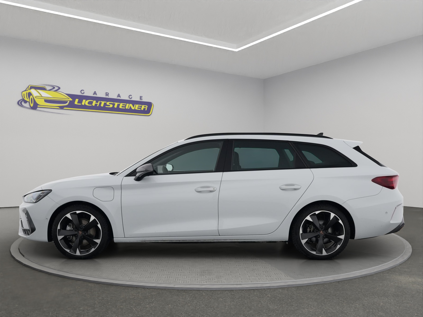 CUPRA LEON ST 1.5 e-HYBRID pHEV Business Edition DSG-showroom-element-2