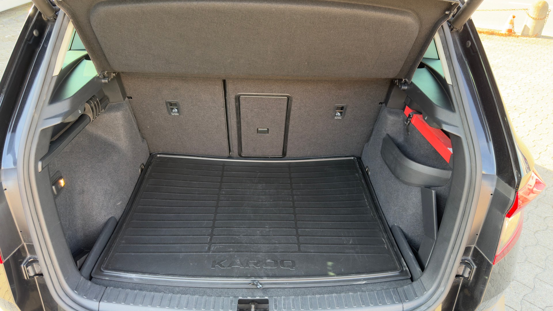 SKODA Karoq 1.6 TDI CR Smile-image-16