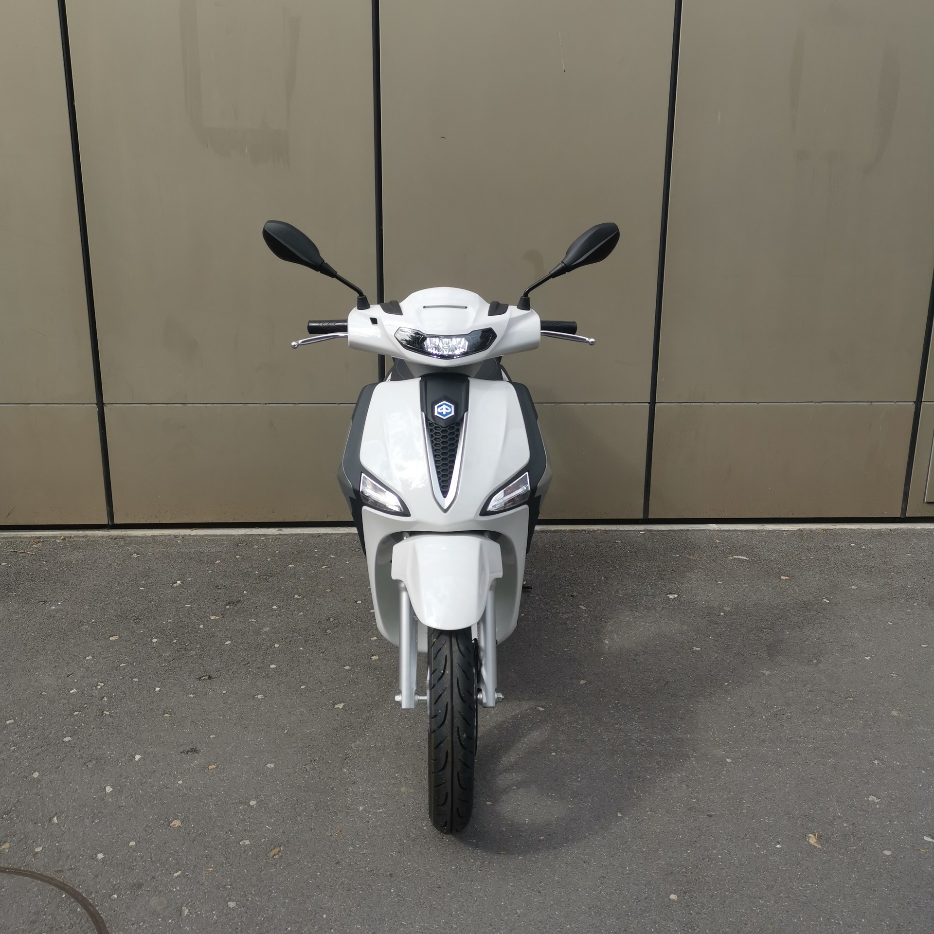 PIAGGIO Liberty 50 (45km/h)-showroom-element-2