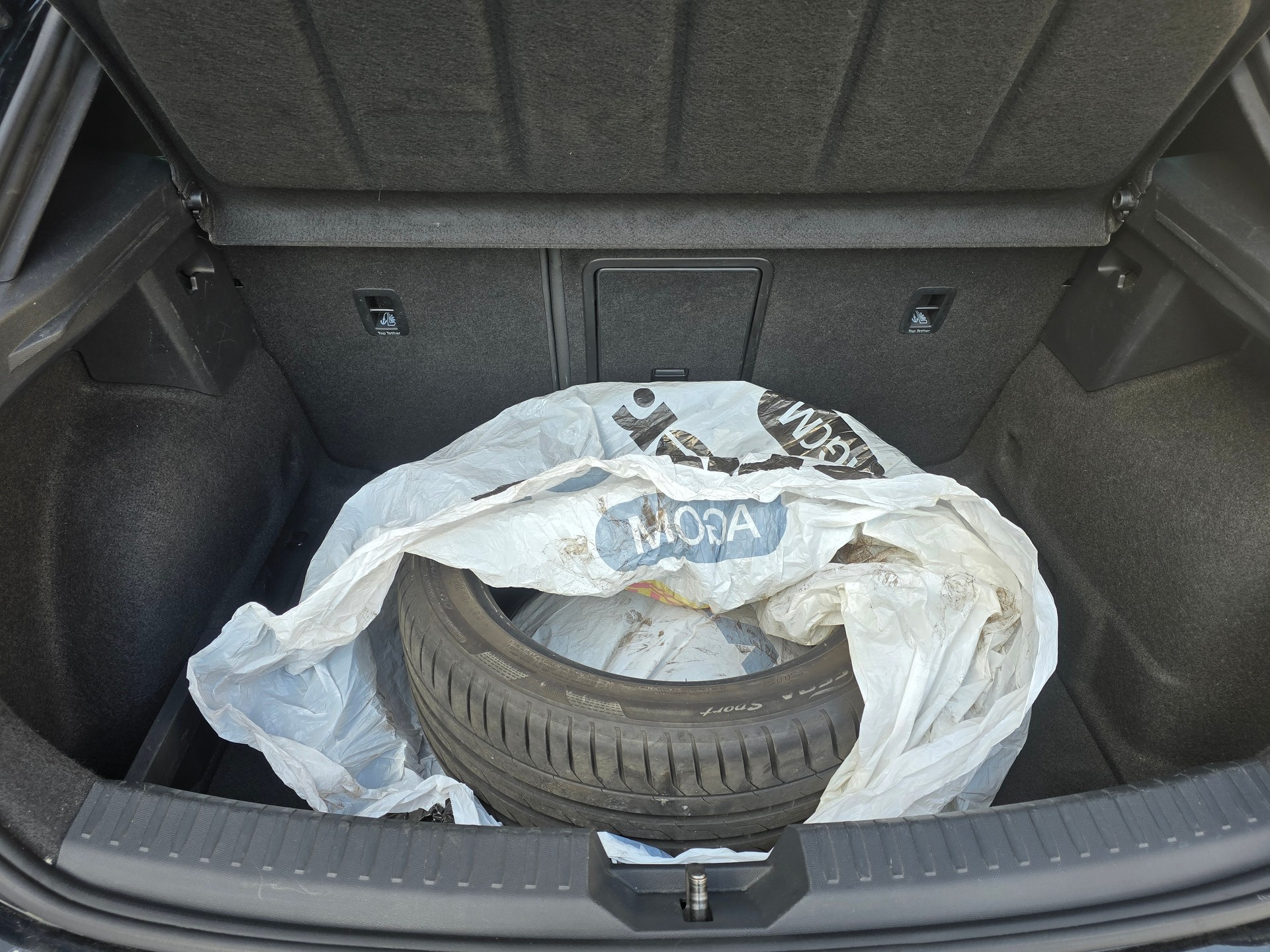 SEAT Leon 1.5 eTSI mHEV DSG FR-image-20