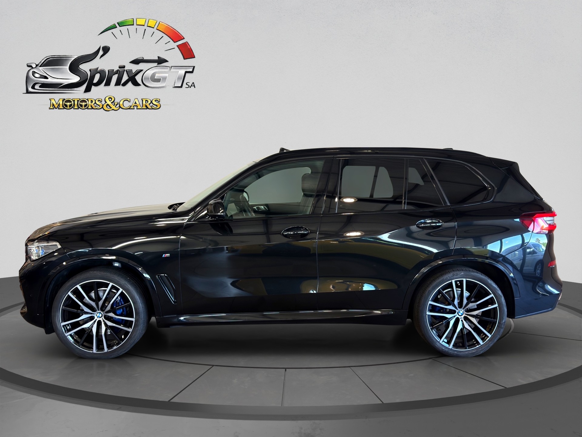 BMW X5 xDrive 48V 40i M Sport Steptronic-showroom-element-1