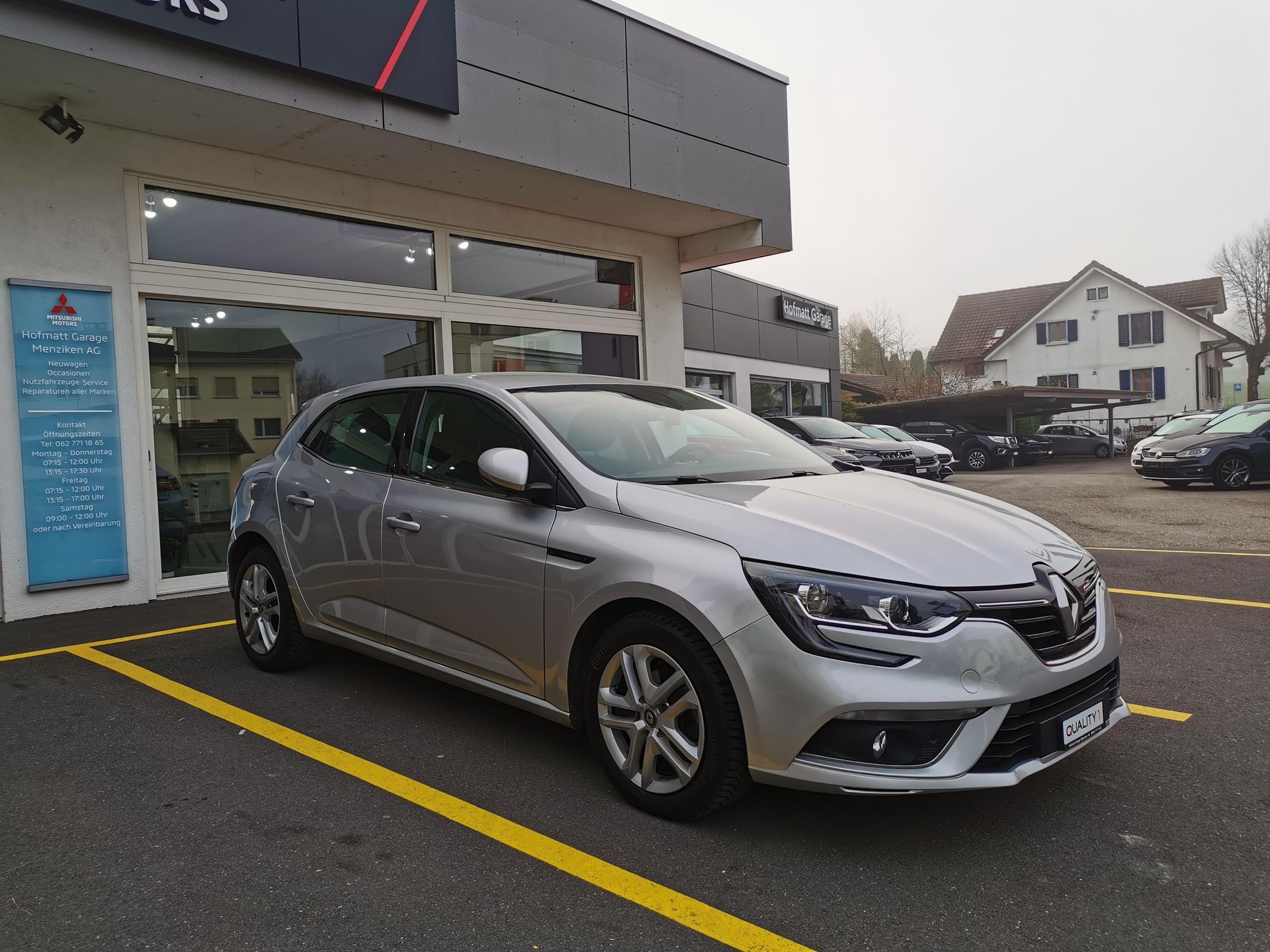 RENAULT Mégane 1.2 TCe Life-image-2