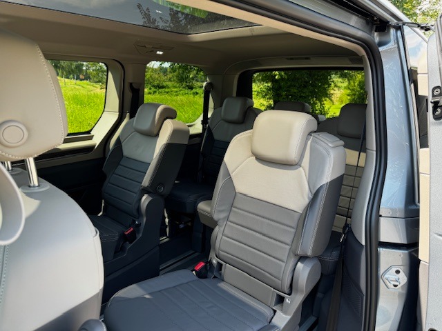 VW 2.0 TDI Style Liberty DSG-image-9