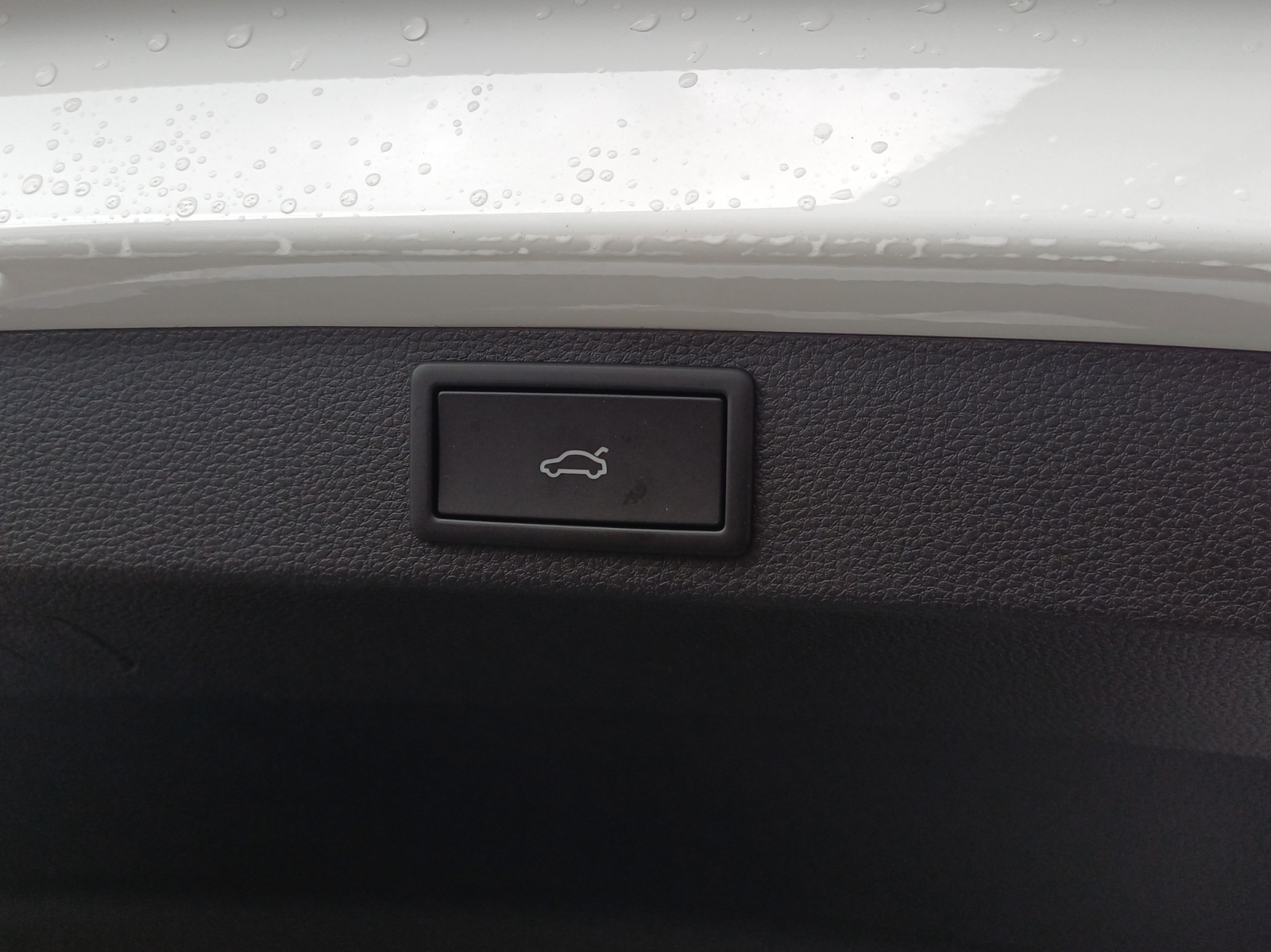 SKODA Karoq 2.0 TSI Dynamic Limited Edition 4x4 DSG-image-13