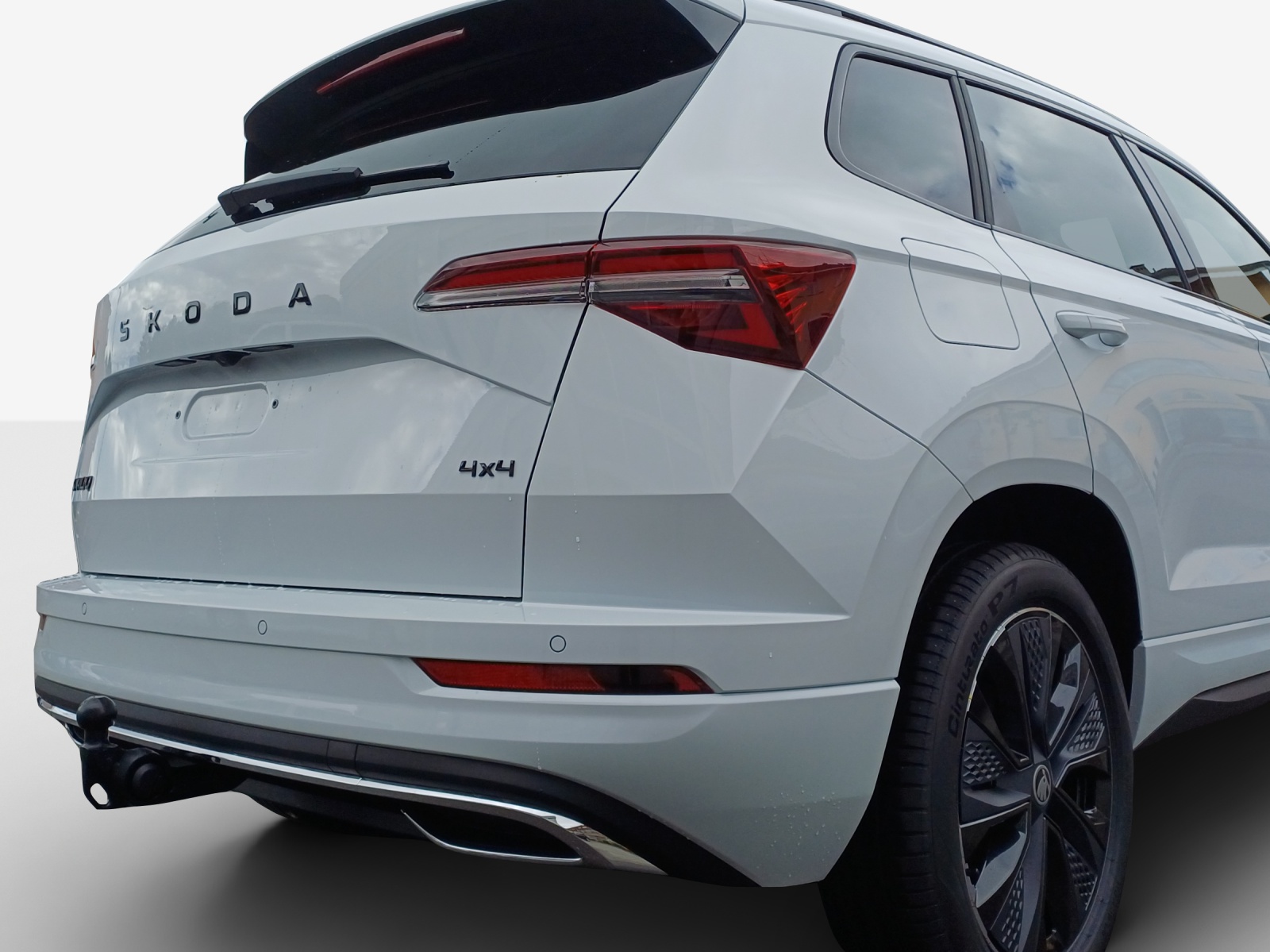 SKODA Karoq 2.0 TSI Dynamic Limited Edition 4x4 DSG-image-15