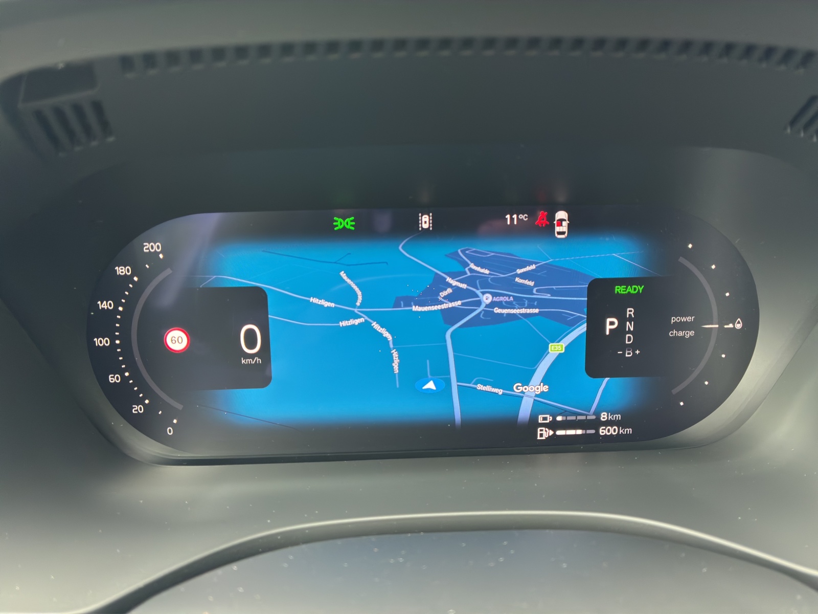 VOLVO XC60 2.0 T8 TE Ultra Bright eAWD-image-15