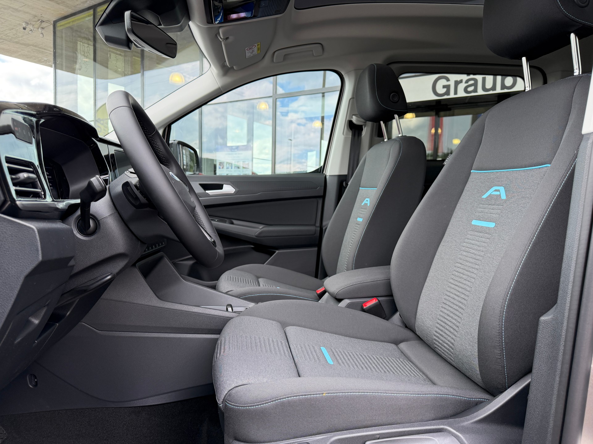 FORD Grand Tourneo Connect 1.5 PHEV Active Automat-image-7