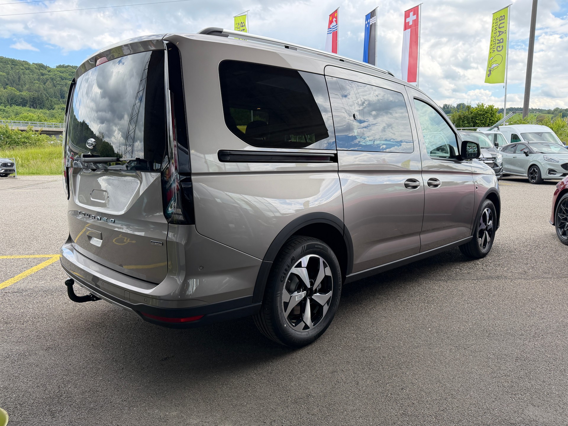 FORD Grand Tourneo Connect 1.5 PHEV Active Automat-image-5
