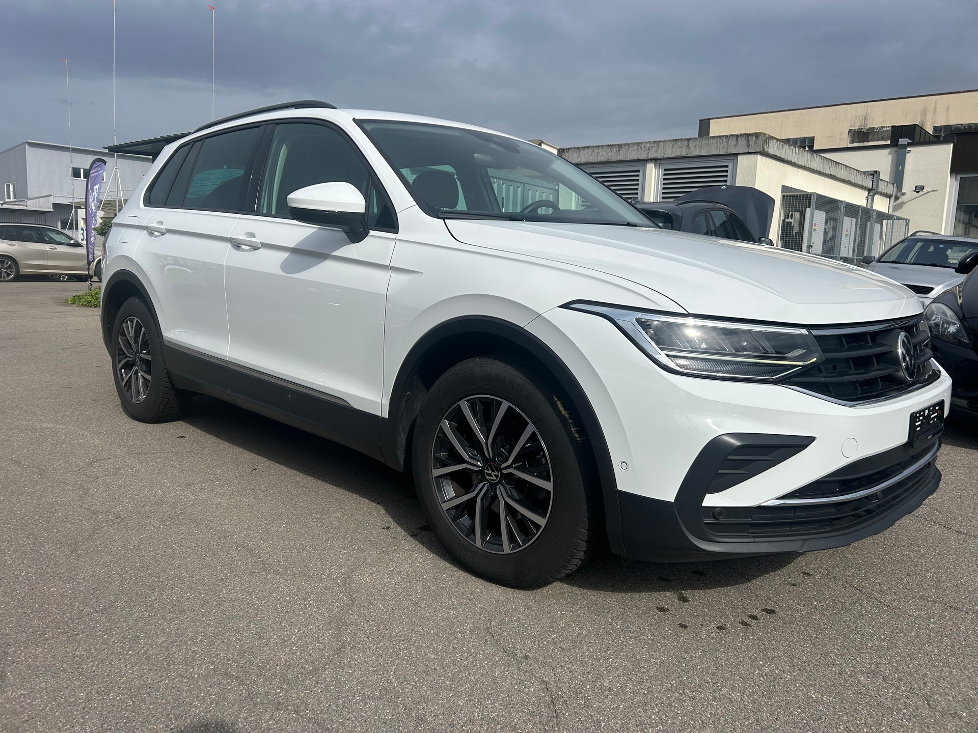 VW Tiguan 1.5TSI Evo Comfortline DSG-showroom-element-2